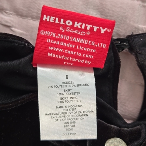 Hello Kitty Bundle - Picture 12 of 12